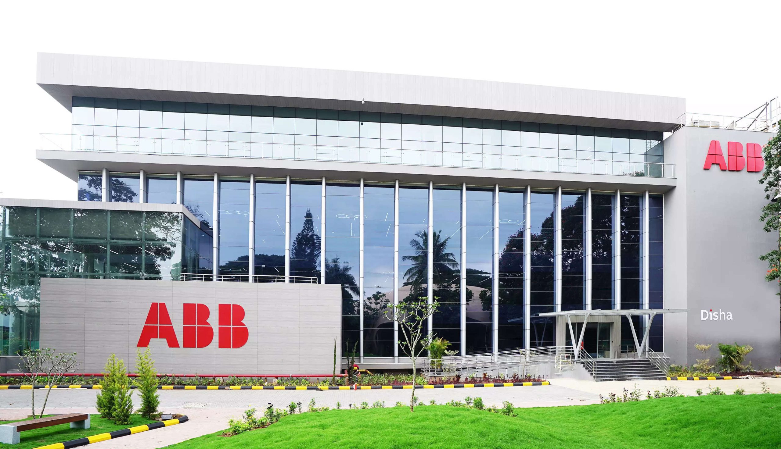 ABB India Shares Surge 1% as Mahindra and Mahindra Selects its Pain Technology